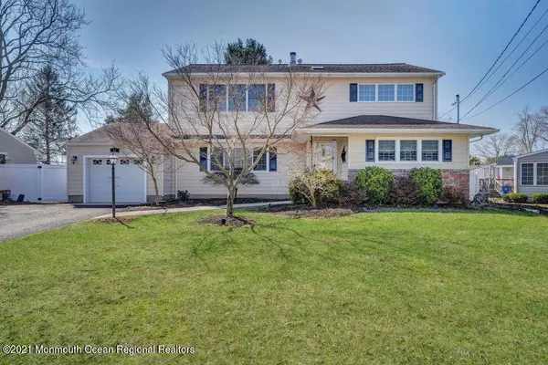 51 Morgan Road, Toms River, NJ 08755