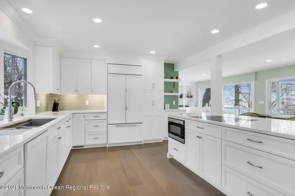 Atlantic Highlands, NJ 07716,108 Ocean Boulevard