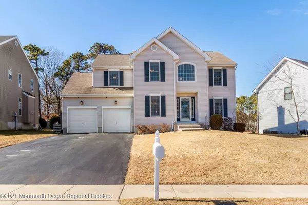 7 Ballast Avenue, Barnegat, NJ 08005