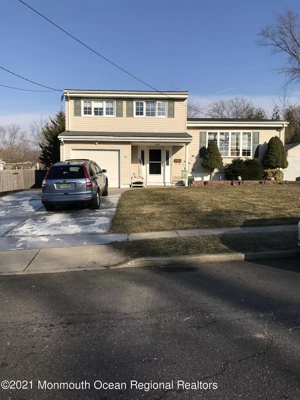 16 Andrew Street, Old Bridge, NJ 08857