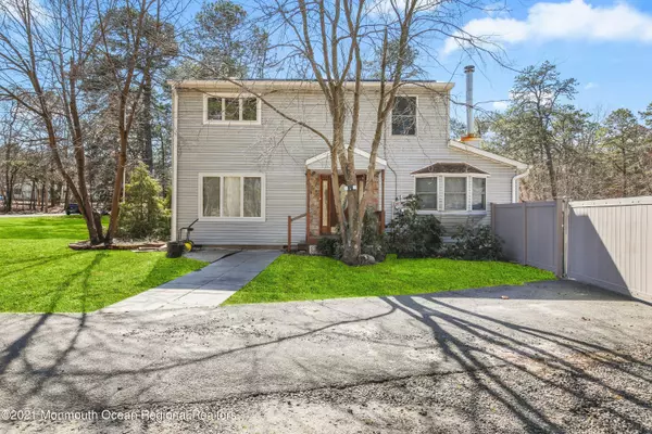 Jackson, NJ 08527,90 Willow Drive