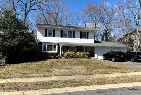 20 Adelphi Drive, Jackson, NJ 08527