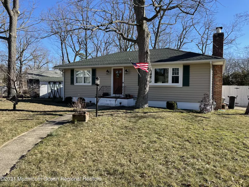 912 Prospect Avenue, Pine Beach, NJ 08741