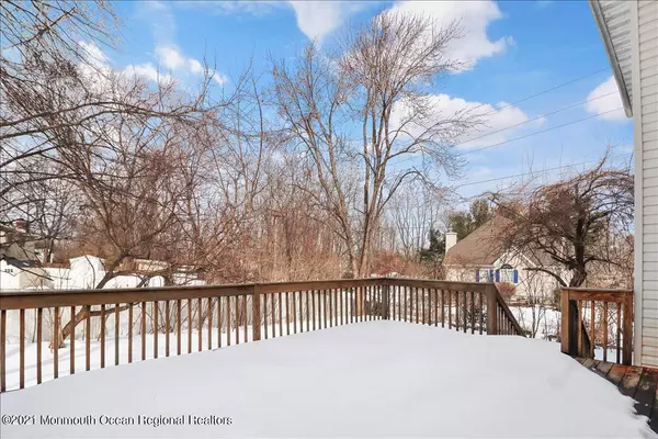 Holmdel, NJ 07733,42 Bethany Road