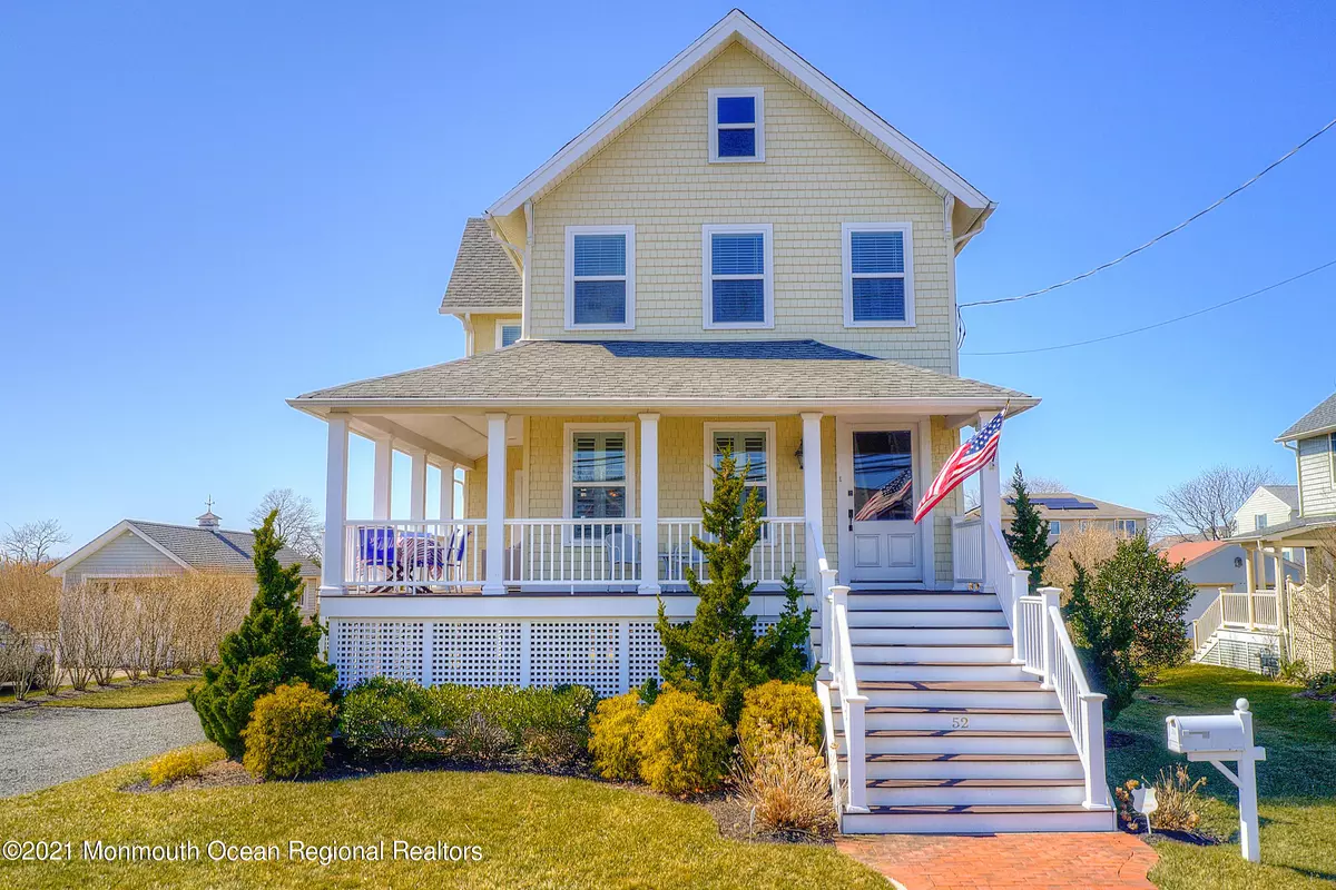Monmouth Beach, NJ 07750,52 Riverdale Avenue