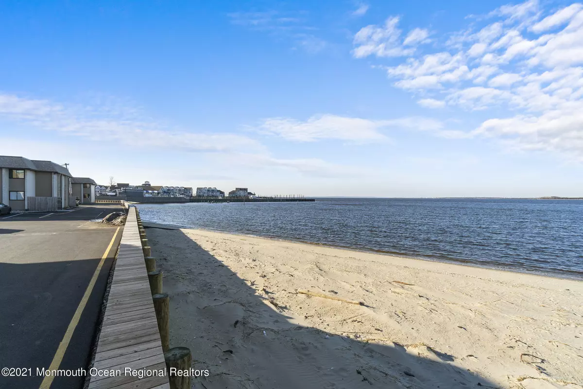 Highlands, NJ 07732,330 Shore Drive #B3