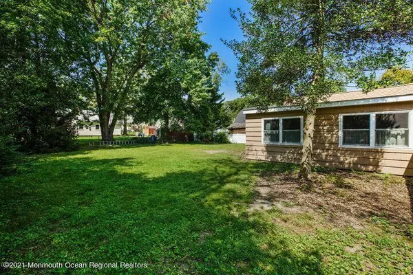 Matawan, NJ 07747,26 Lakeside Drive