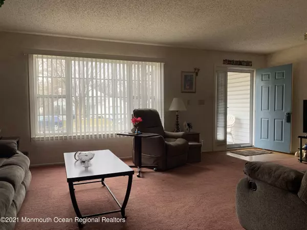 Brick, NJ 08724,8 Brant Drive