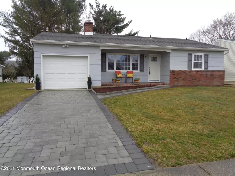 162 Westbrook Drive, Toms River, NJ 08757