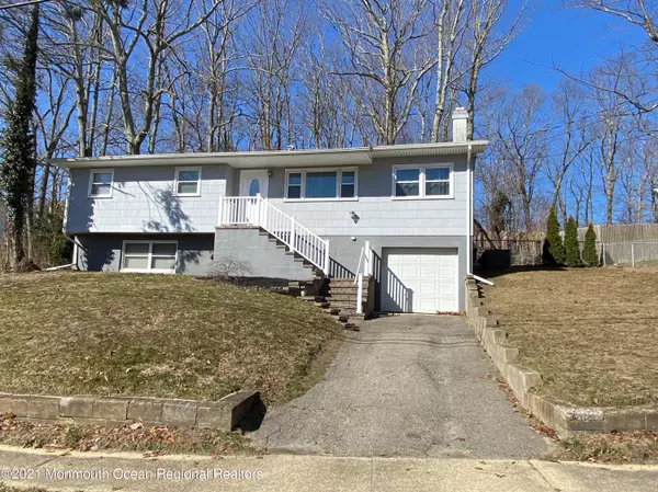 23 Birch Drive, Jackson, NJ 08527