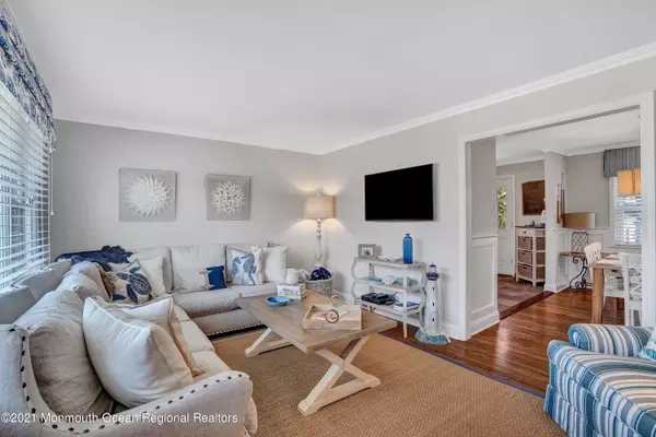 Sea Girt, NJ 08750,709 New York Boulevard