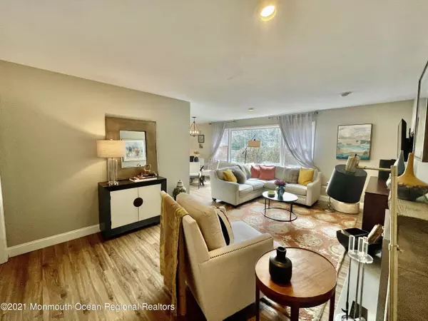 Little Silver, NJ 07739,138 Little Silver Point Road