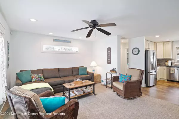 Manahawkin, NJ 08050,61 Frank Drive