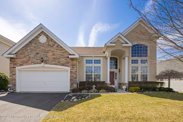 4 Spring Lake Court, Barnegat, NJ 08005