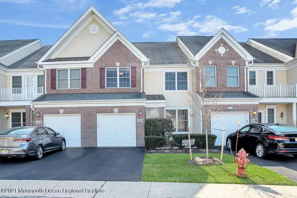 Manalapan, NJ 07726,120 Deepwater Circle