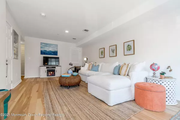 Highlands, NJ 07732,163 Beach Boulevard