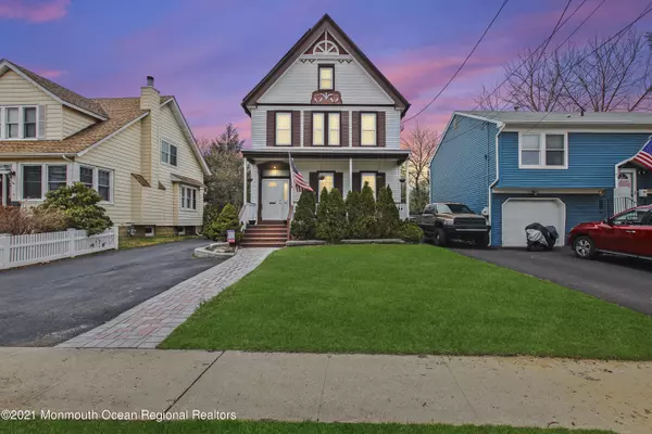 Matawan, NJ 07747,142 Broad Street