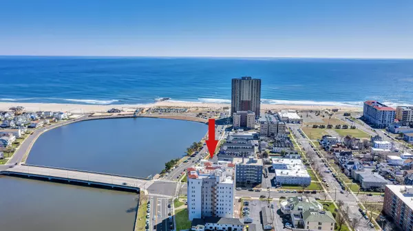 Asbury Park, NJ 07712,400 Deal Lake Drive #2E