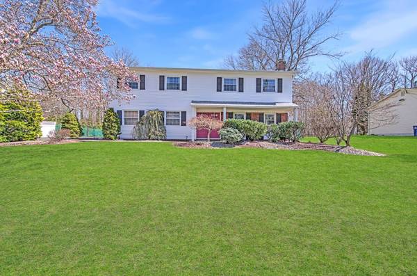 46 Guest Drive, Morganville, NJ 07751