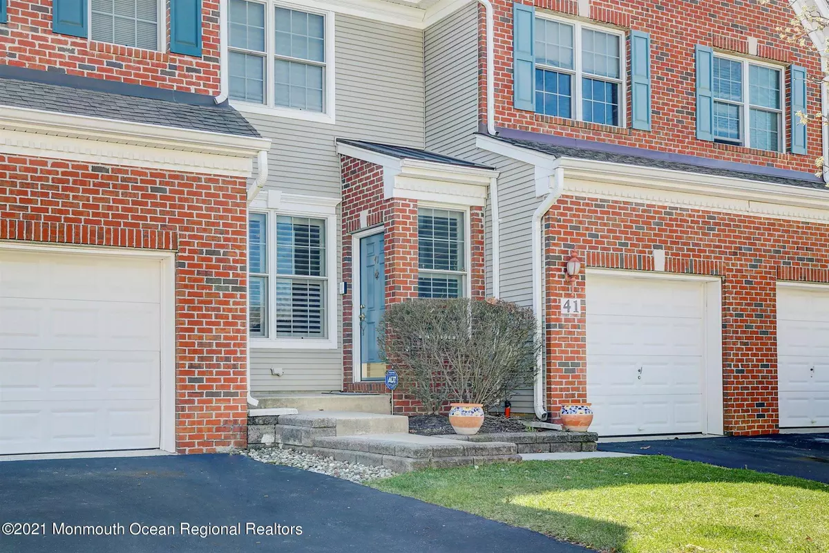 Manalapan, NJ 07726,41 Deepwater Circle