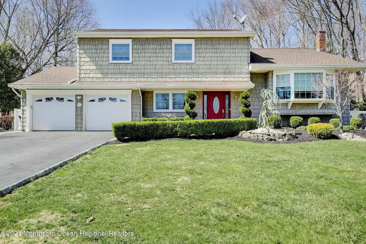 Morganville, NJ 07751,8 Wylie Terrace