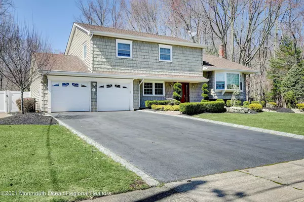 Morganville, NJ 07751,8 Wylie Terrace