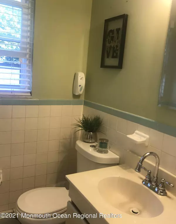 East Brunswick, NJ 08816,400 Cranbury Road #9