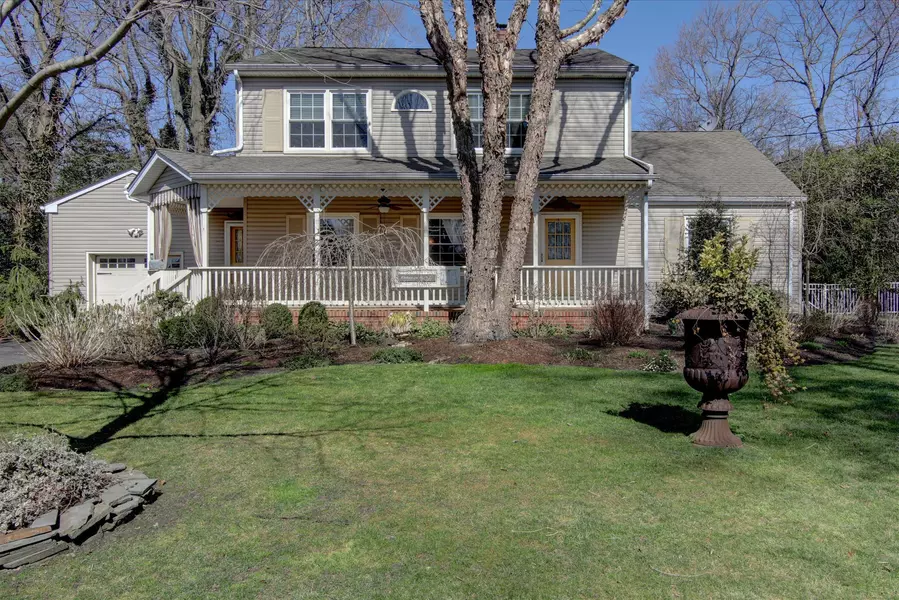 75 Seneca Place, Oceanport, NJ 07757