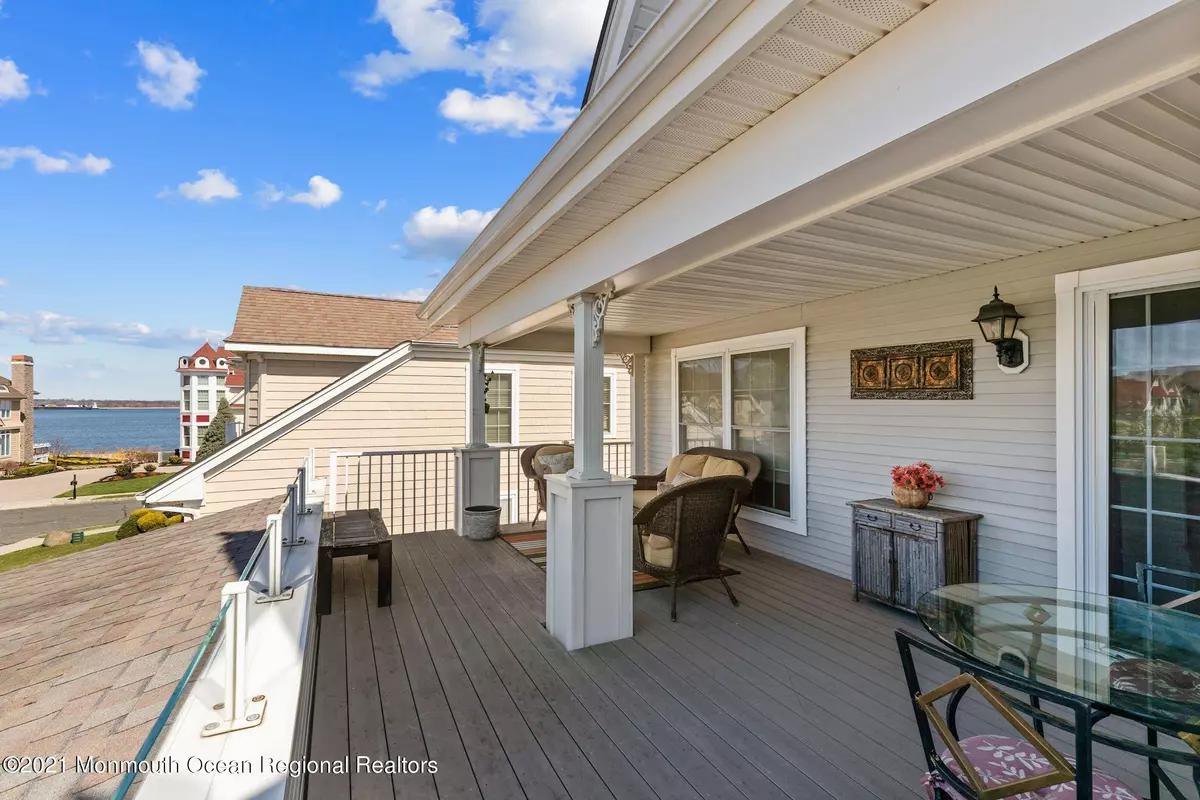 South Amboy, NJ 08879,13 Osprey Drive