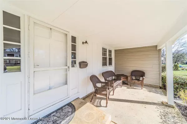 Middletown, NJ 07748,20 Danemar Drive