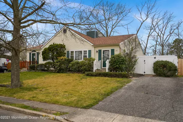 Toms River, NJ 08753,631 Innkeeper Lane