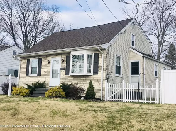 Spotswood, NJ 08884,15 Robert Street