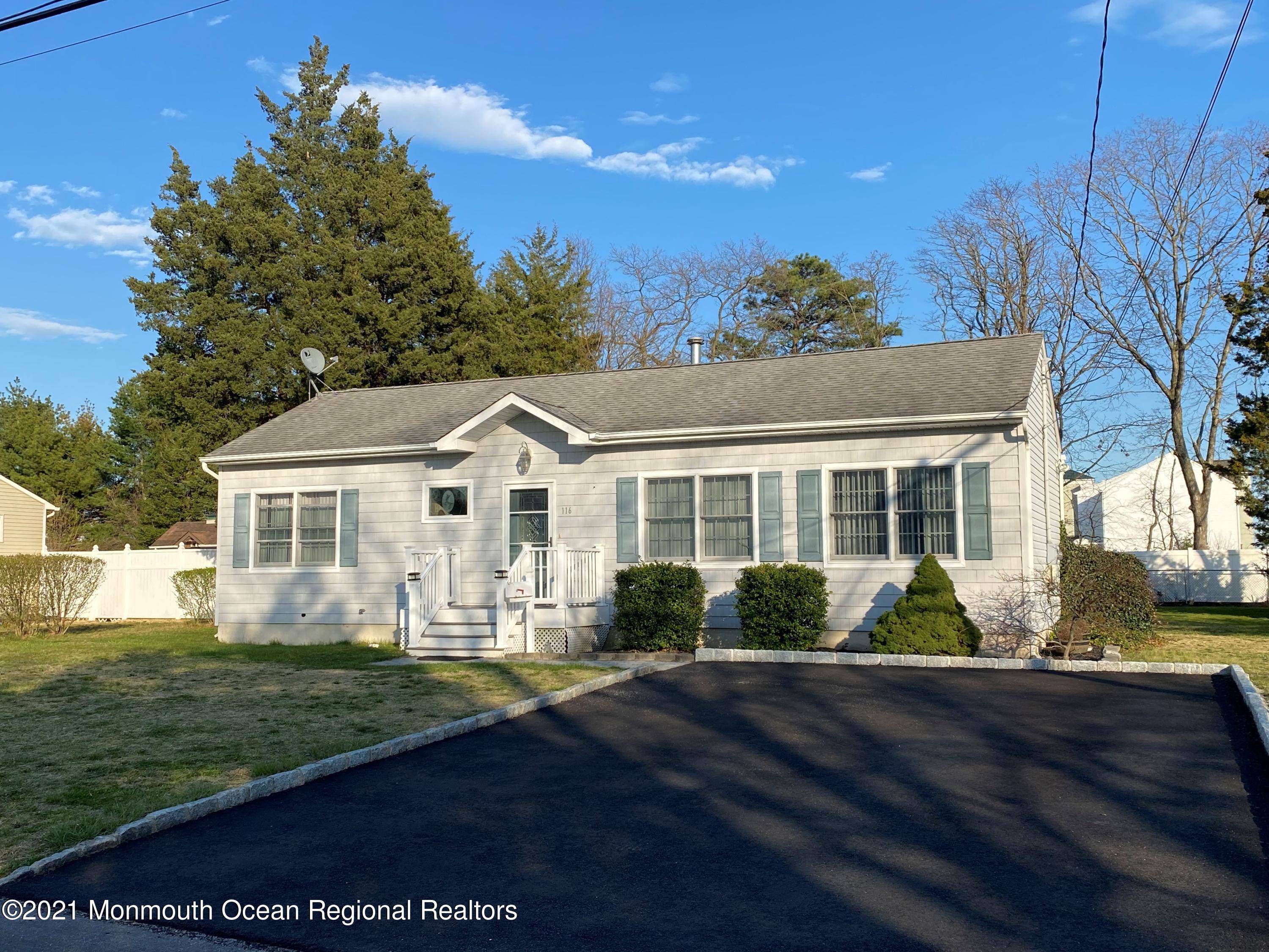 116 Cedarwood Drive, Brick, NJ 08723