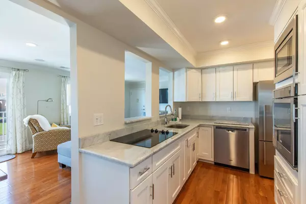 Bradley Beach, NJ 07720,201 Ocean Avenue #6