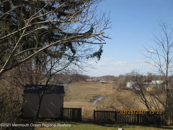 Keyport, NJ 07735,278 Washington Street