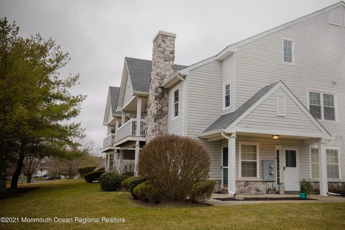 Tinton Falls, NJ 07712,8 Santa Fe Court