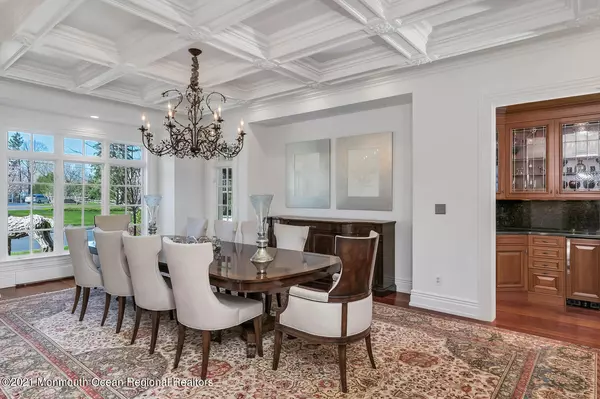 Rumson, NJ 07760,21 Sailers Way