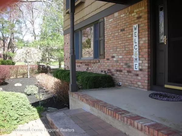 Matawan, NJ 07747,14 Leaf Lane