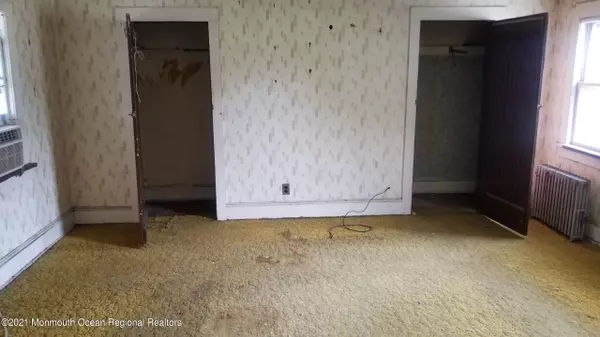 Matawan, NJ 07747,14 New Brunswick Avenue