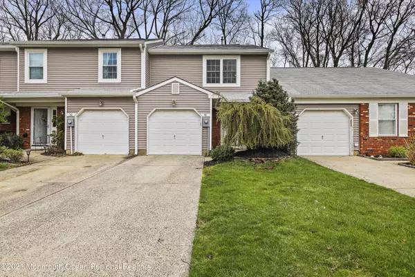 48 Birch Lane, Eatontown, NJ 07724