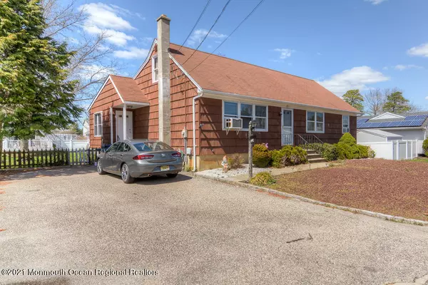 Beachwood, NJ 08722,1420 Longboat Avenue