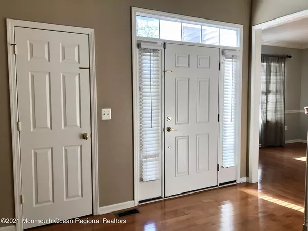 Atlantic Highlands, NJ 07716,12 Marissa Court