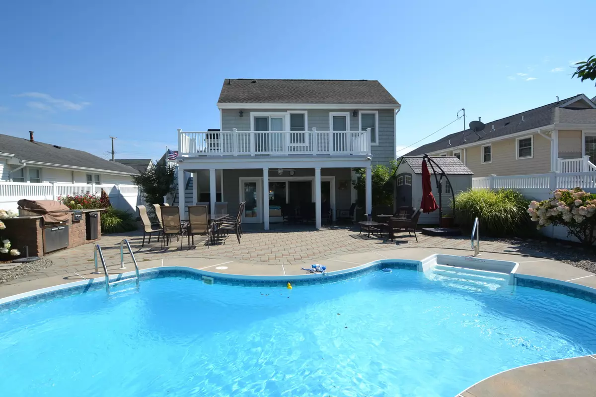 Point Pleasant Beach, NJ 08742,211 Washington Avenue