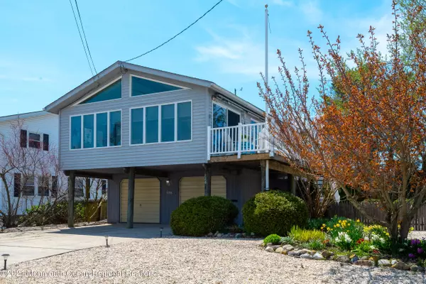 328 W 6th Street, Ship Bottom, NJ 08008