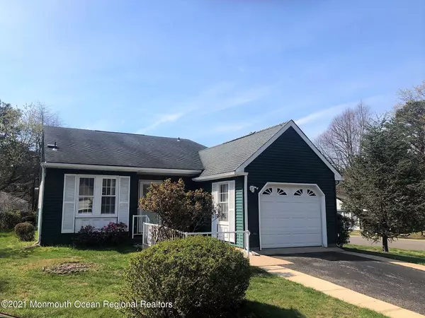 Whiting, NJ 08759,1 Greenleaf Street #51