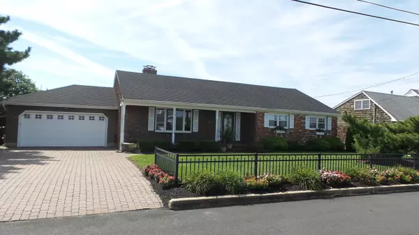 Mantoloking, NJ 08738,313 Brigantine Lane