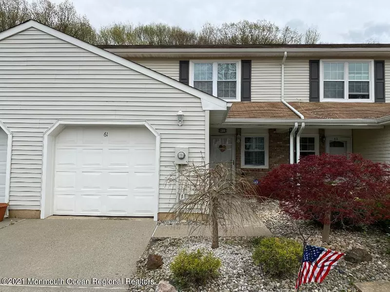 61 Staghorn Drive, Matawan, NJ 07747