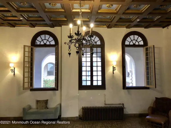 Asbury Park, NJ 07712,400 Deal Lake Drive #4E