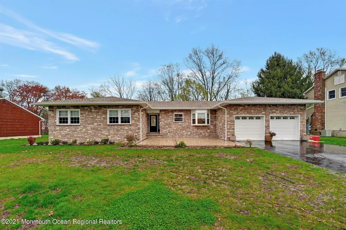 Matawan, NJ 07747,46 Briarwood Drive