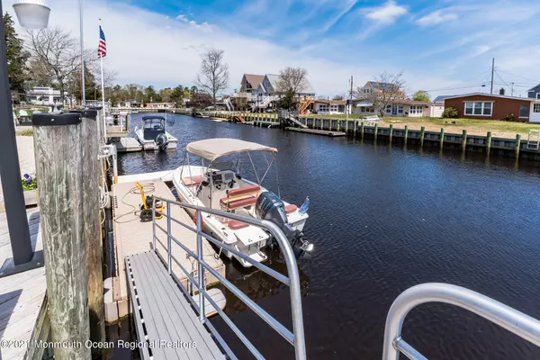 Little Egg Harbor, NJ 08087,337 Great Bay Boulevard